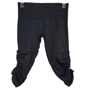 Lululemon Athletica Grey In The Flow Scrunch Crop Leggings Size 6